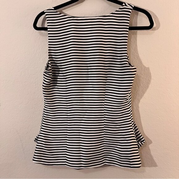 H&M Black & White Striped Sleeveless Pleated Blouse – Size 6 – 100% Polyester - Picture 6 of 8
